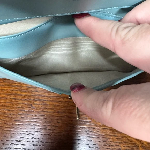 Gucci Robin’s Egg Blue Microguccissima Leather Jackie long wallet - Picture 10 of 16